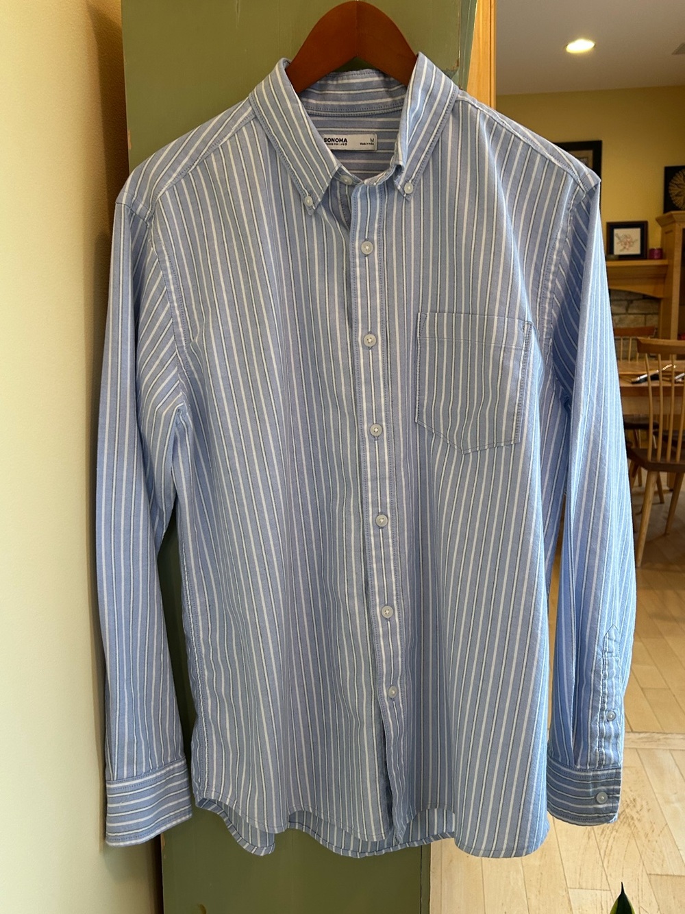 Sonoma Men’s Cotton Light Blue and White Striped Button-Down Shirt Size Medium